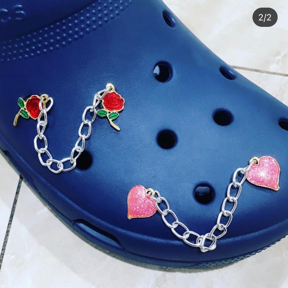 Crocs HEARTS chain charm / jibbitz